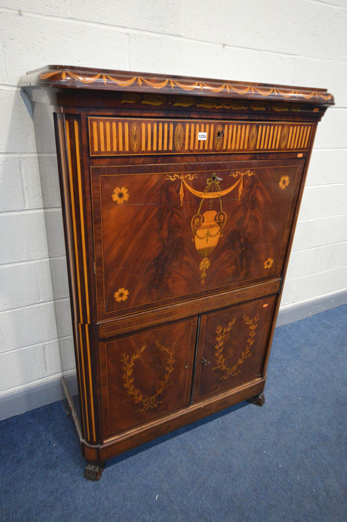 A LOUIS XVI MAHOGANY AND MARQUETRY INLAID SECRETAIRE A ABATANT, 18th century, the single drawer - Image 2 of 12