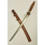 A WWII ERA JAPANESE 'GUNTO' SHORT SWORD, together with brown leather scabbard, blade length is