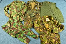 A NUMBER OF CAMOFLOUGE MILITARY UNIFORM ITEMS to includ, British Combat Smock liner size 4