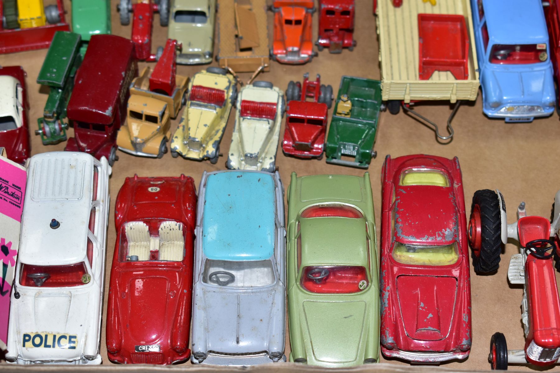 A QUANTITY OF UNBOXED AND ASSORTED PLAYWORN DIECAST VEHICLES, to include Spot-On Austin A40 - Image 2 of 6