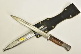 A WWII ERA GERMAN K98 MAUSER RIFLE BAYONET, scabbard and black frog which is incorrect for the item,