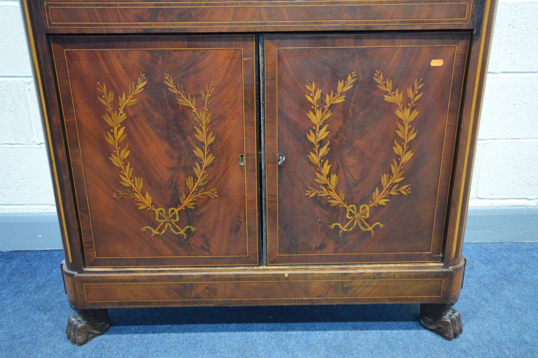 A LOUIS XVI MAHOGANY AND MARQUETRY INLAID SECRETAIRE A ABATANT, 18th century, the single drawer - Image 6 of 12