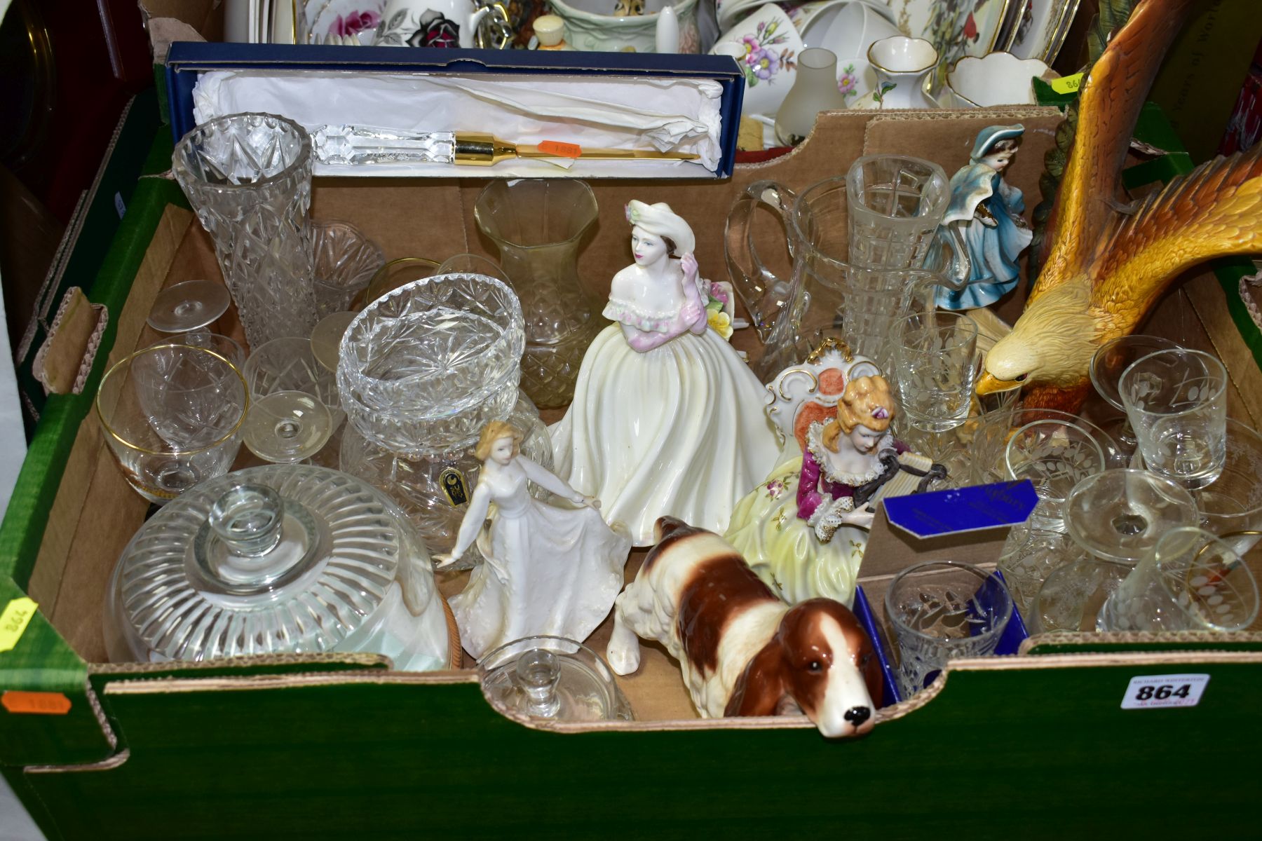 THREE BOXES AND LOOSE CERAMICS, GLASS, KITCHENWARES, JCB PRESENTATION ITEMS etc to include a - Image 2 of 5