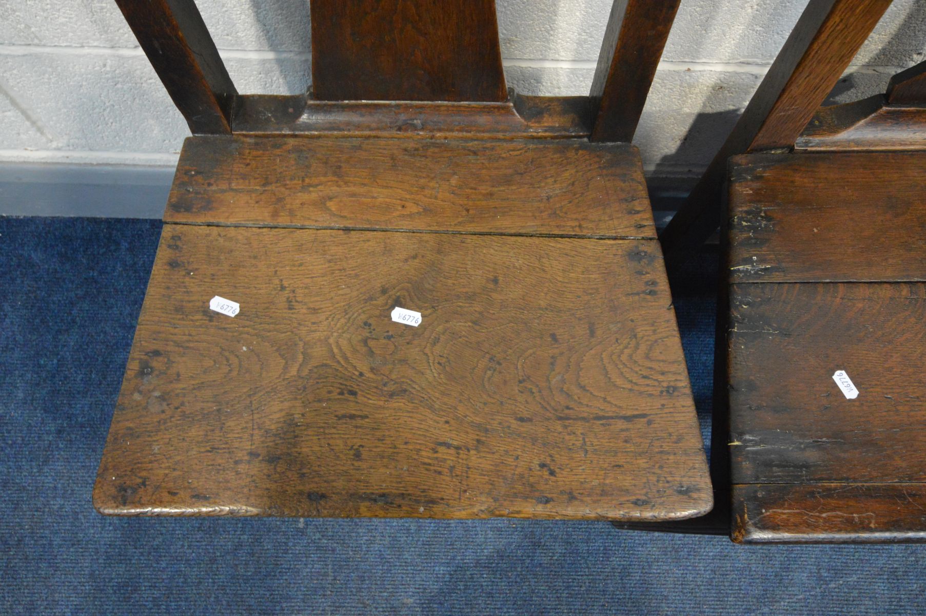 A HARLEQUIN SET OF FOUR 18TH CENTURY OAK WELSH SPLAT BACK CHAIRS (condition - historical crack to - Image 3 of 4