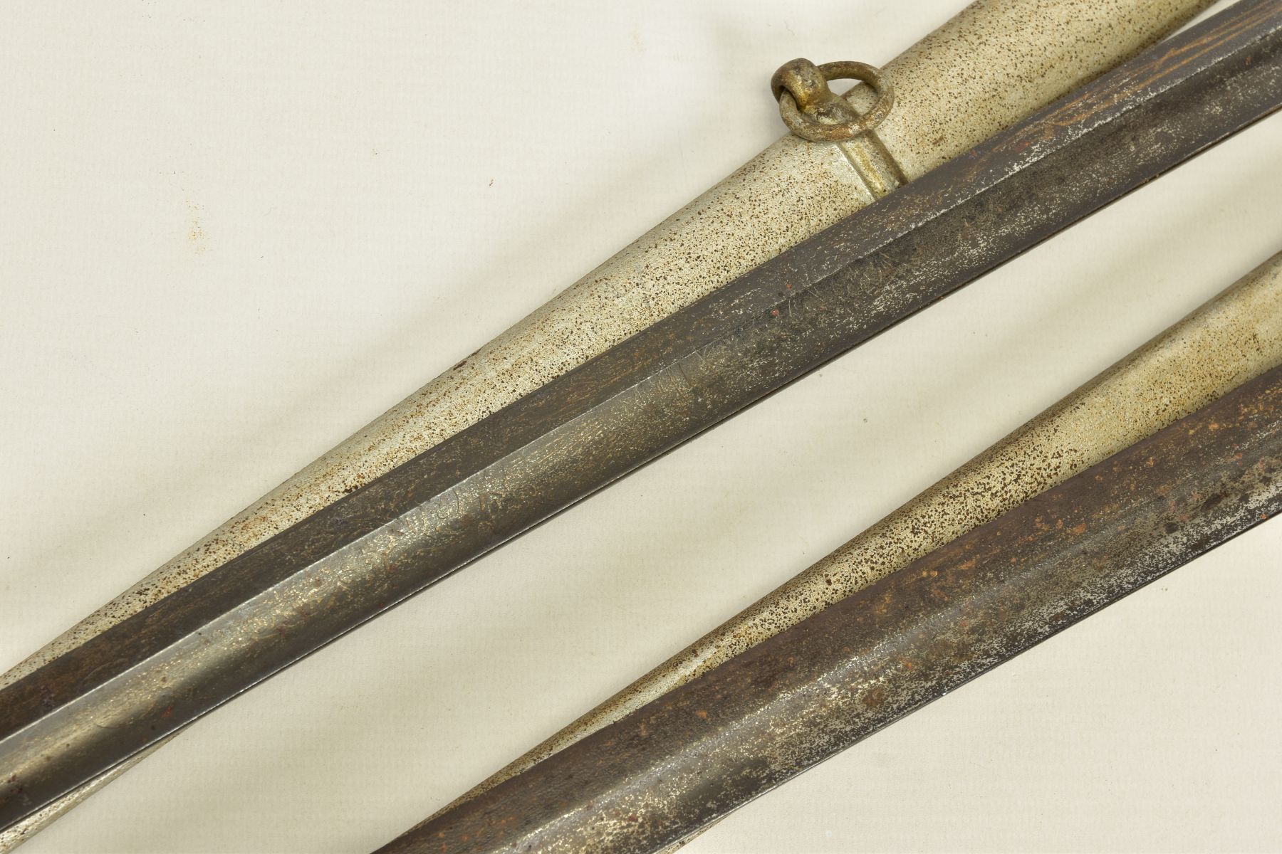 TWO x EXAMPLES OF 1945 PATTERN VICTORIAN INFANTRY SWORDS with metal scabbards, blade lengths - Image 13 of 14
