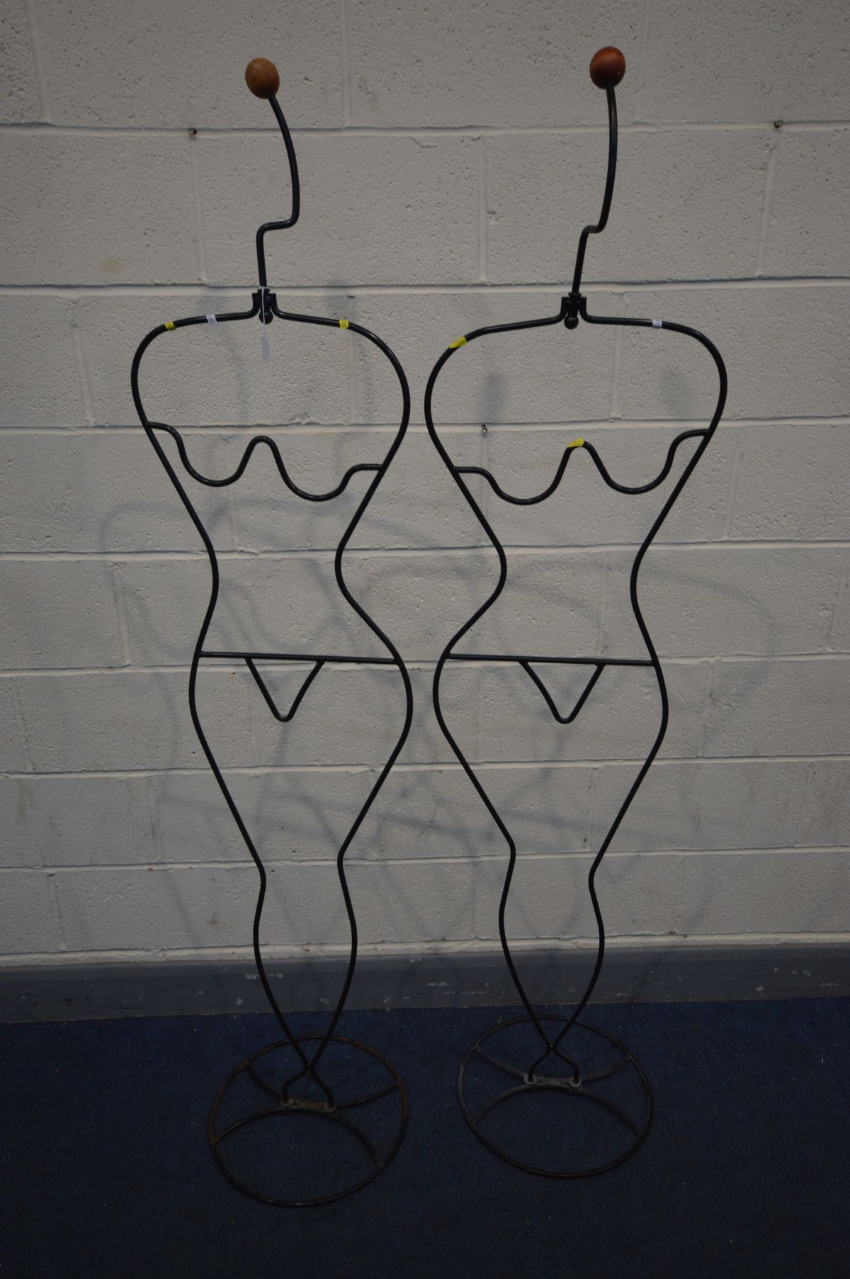 A PAIR WIRE MANNEQUINS, height 180cm
