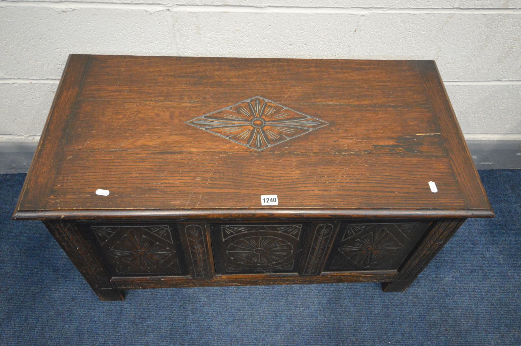 AN EARLY 20TH CENTURY CARVED OAK BLANKET CHEST, width 91cm x depth 46cm x height 51cm - Image 2 of 2