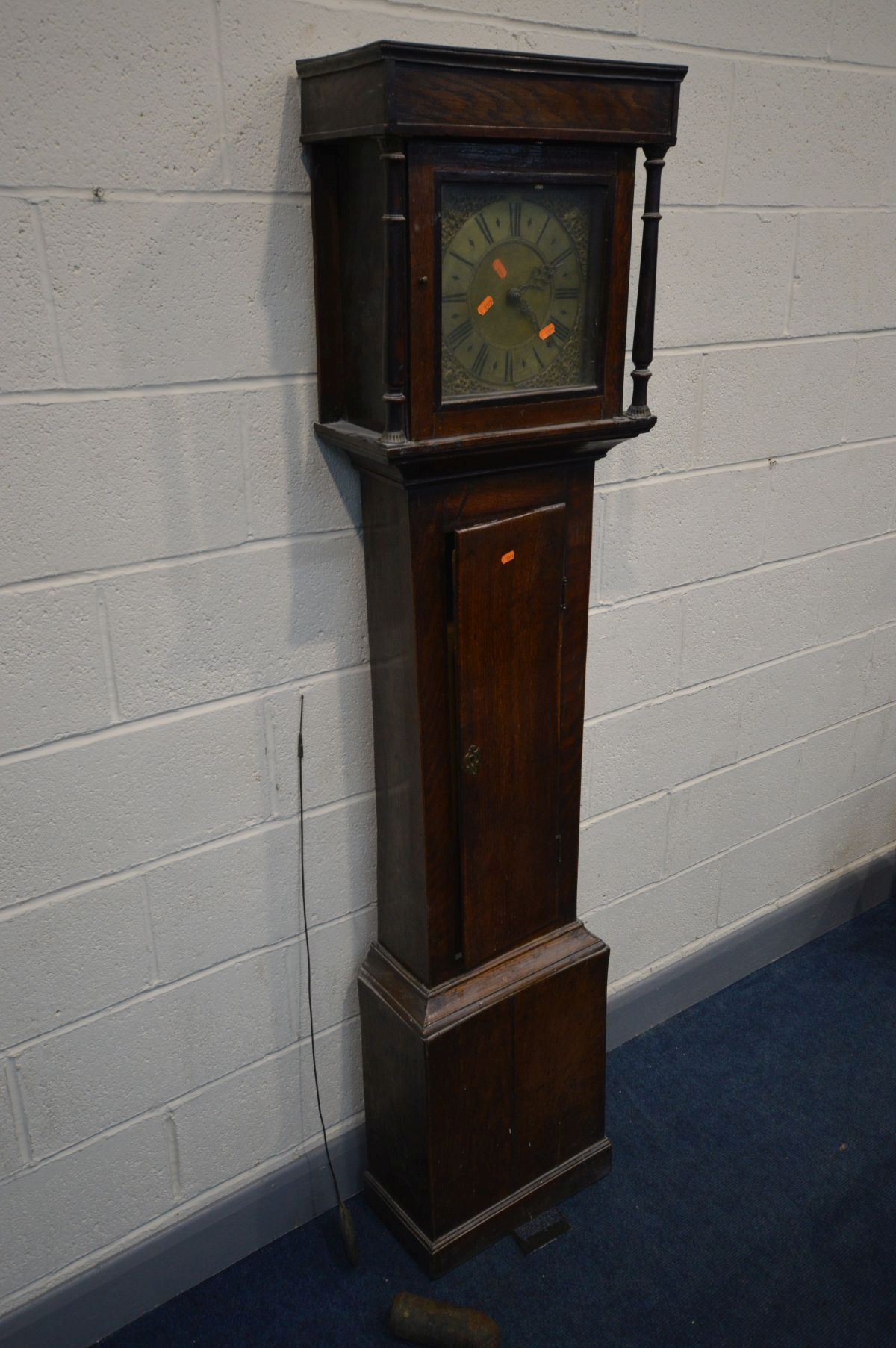 A GEORGIAN OAK 30 HOUR LONGCASE CLOCK, the square hood with a single glazed door enclosing a 9 - Image 2 of 6