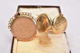 AN EARLY 20TH CENTURY 9CT GOLD PHOTO LOCKET AND A GOLD FRONT AND BACK LOCKET, the first of a