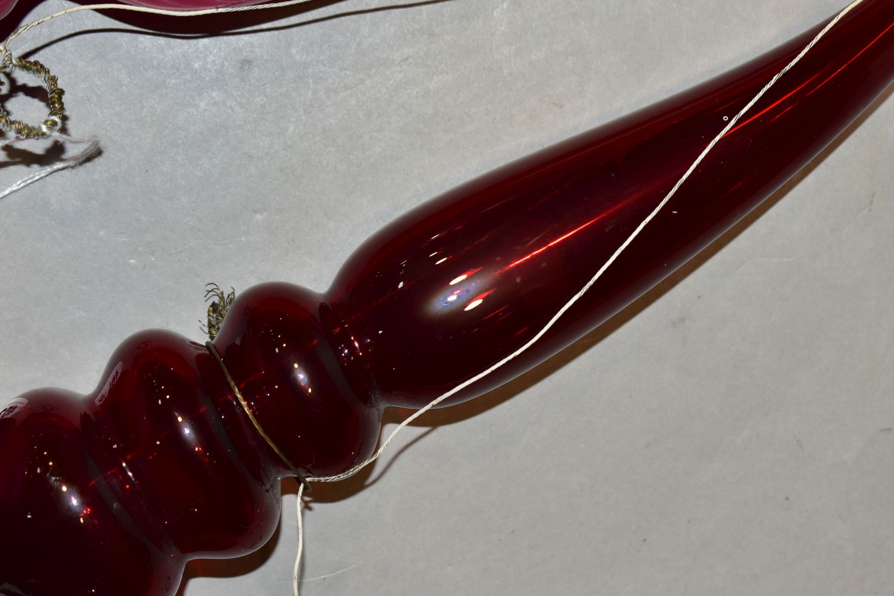 TWO 19TH CENTURY COLOURED GLASS OVERSIZED PIPES, one in ruby glass, the other in opaque pink with - Image 4 of 15