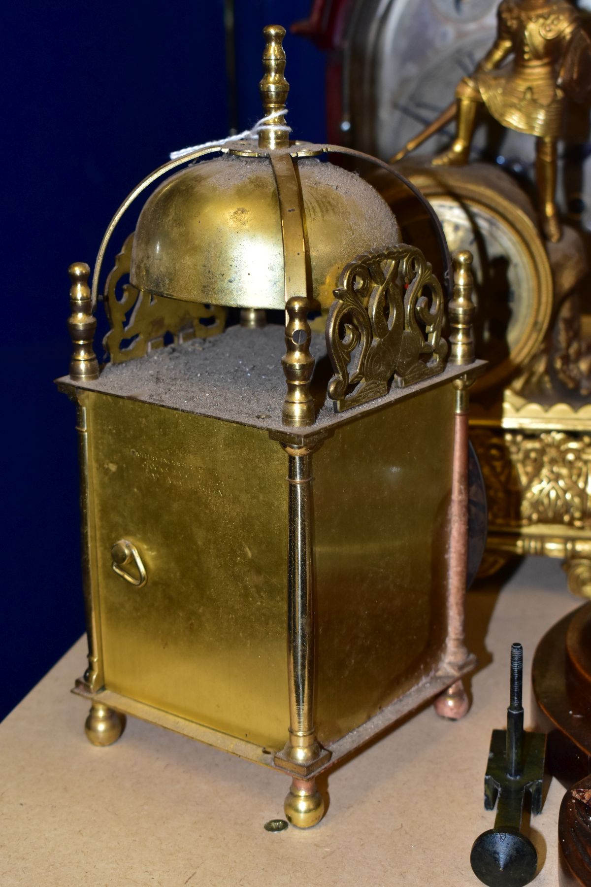 A GUSTAV BECKER WESTMINSTER CHIMING MANTLE CLOCK, with Roman numerals to the chapter ring, height - Image 4 of 11