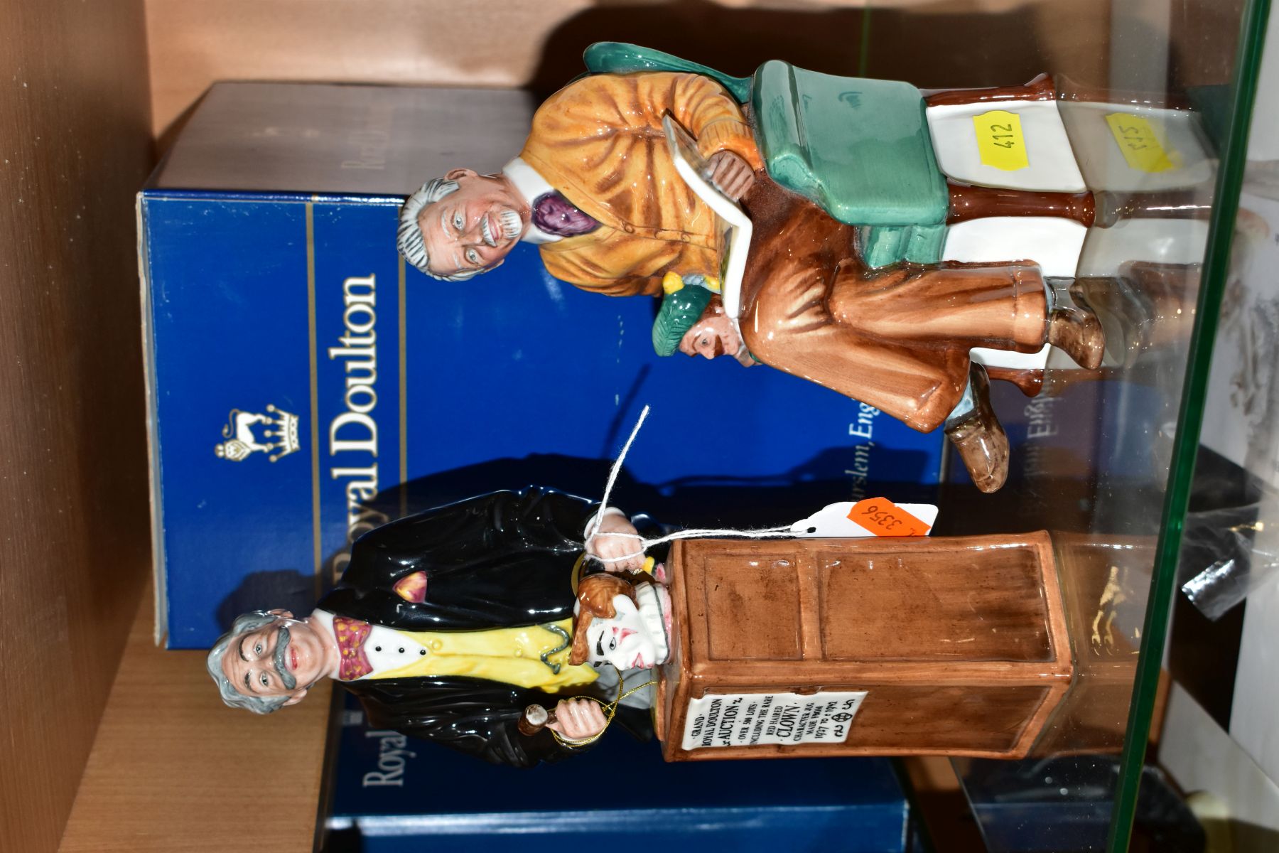 TWO ROYAL DOULTON FIGURES FOR INTERNATIONAL COLLECTORS CLUB, comprising boxed 'The Auctioneer'