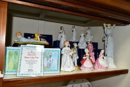 TWELVE ROYAL DOULTON FIGURINES AND A ROYAL DOULTON COLLECTORS PLATE, comprising unboxed figurines '