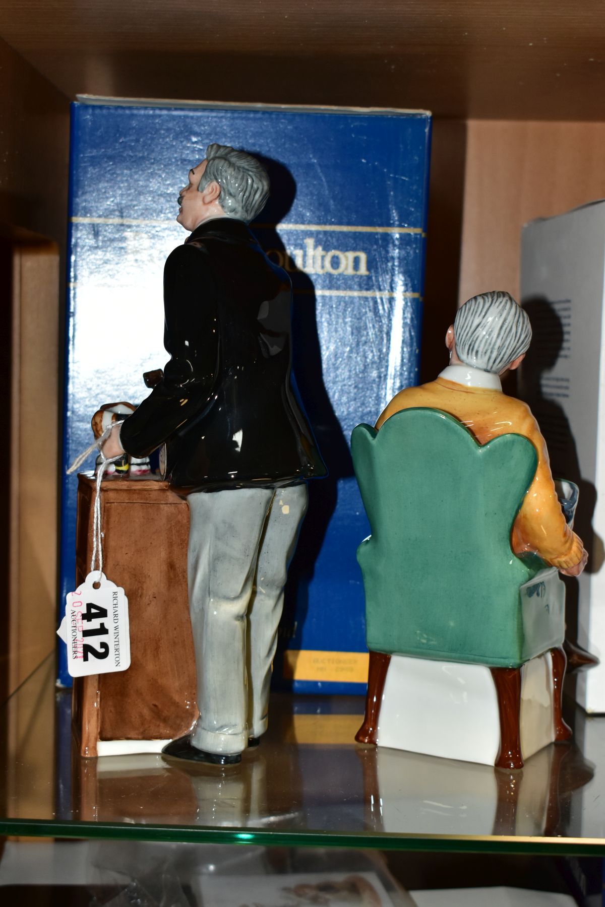 TWO ROYAL DOULTON FIGURES FOR INTERNATIONAL COLLECTORS CLUB, comprising boxed 'The Auctioneer' - Image 4 of 8