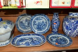 SEVEN PIECES OF CHINESE BLUE AND WHITE PORCELAIN, comprising a late 18th Century export meat plate