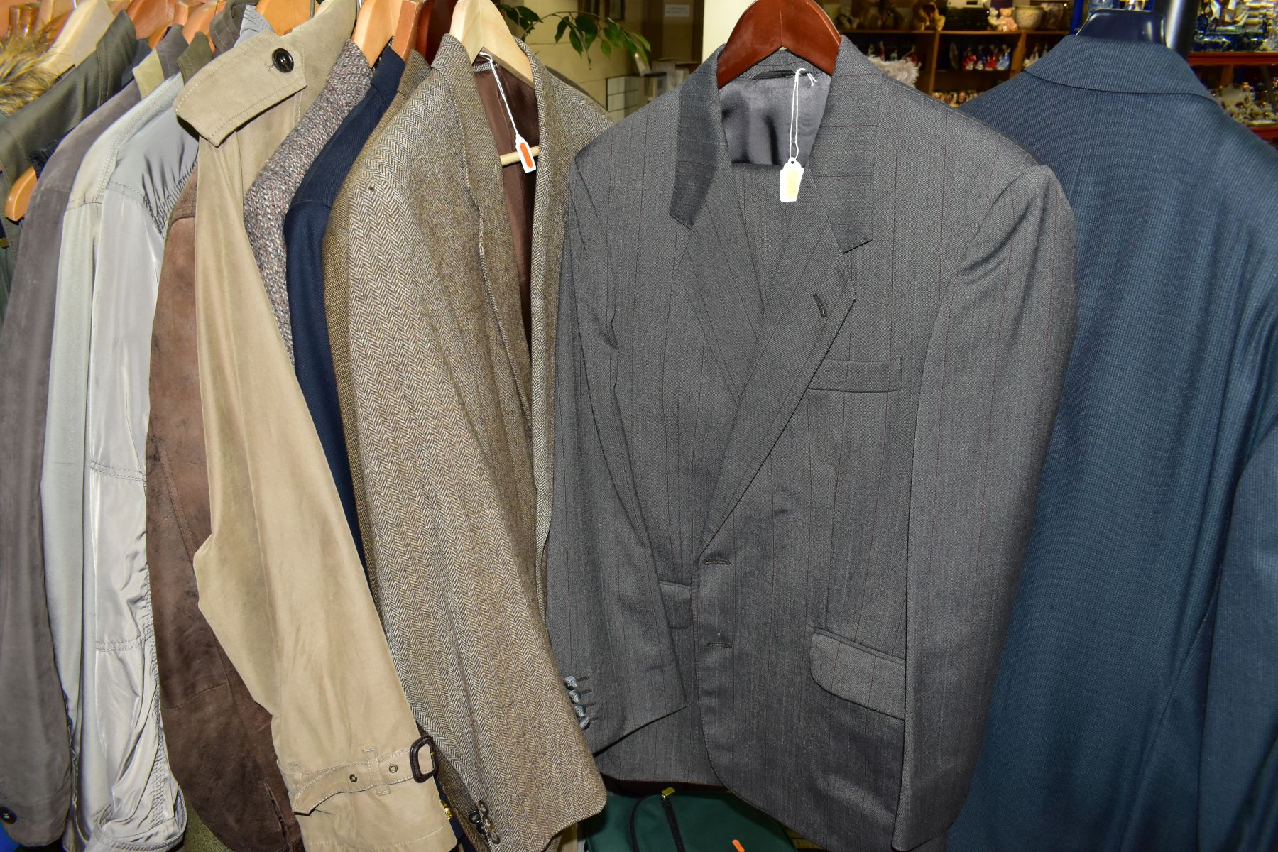 A QUANTITY OF GENTLEMAN'S JACKETS, COATS AND WAISTCOATS, FLAT CAPS, GLOVES etc, to include an Yves - Image 2 of 15