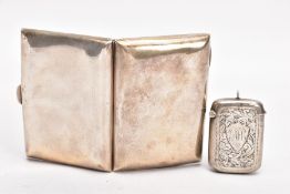 AN EARLY 20TH CENTURY SILVER CIGARETTE CASE AND A VESTA, the cigarette case of a plain polished