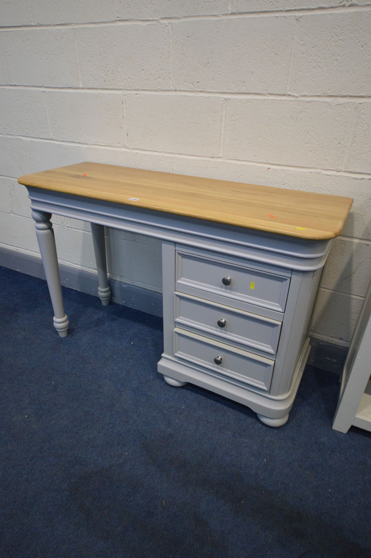 A PARTIALLY PAINTED AND OAK DRESSING TABLE, with three drawers, width 120cm x depth 43cm x height - Image 3 of 3