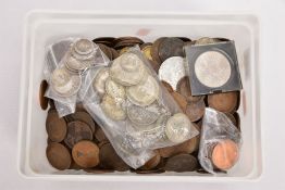 A PLASTIC TUB OF UK 20TH CENTURY COINS to include 380g ,500 silver, 60g of .925 silver with lots cof