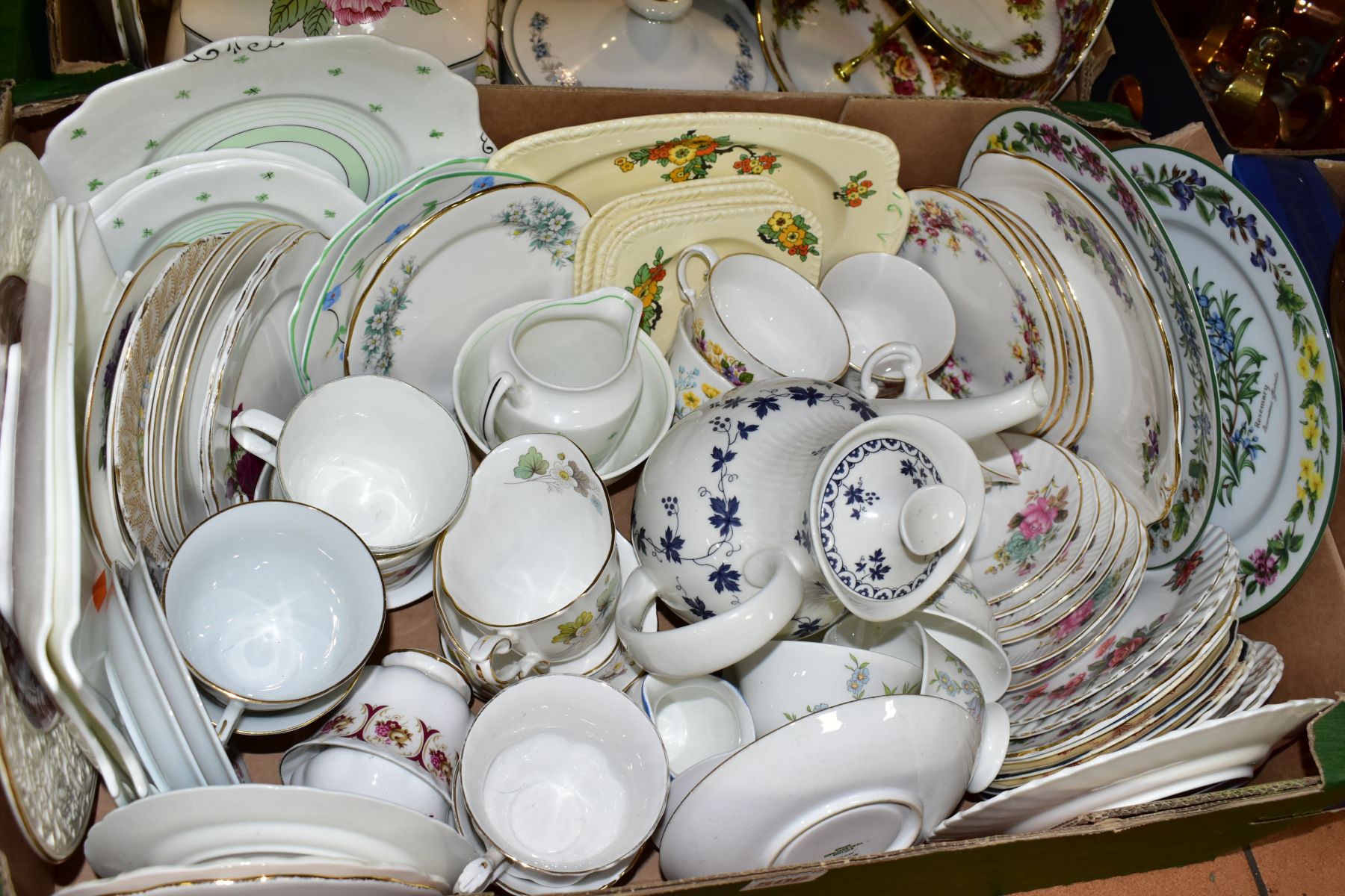 FOUR BOXES OF ASSORTED TEA AND DINNERWARES to include James Kent Ltd Old Foley Chintzware, - Image 3 of 11