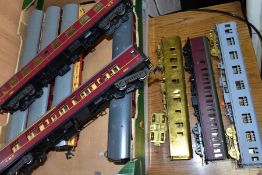 A QUANTITY OF UNBOXED AND ASSORTED 0 GAUGE COACHING STOCK, to include Lima B.R. MK1 coaches in