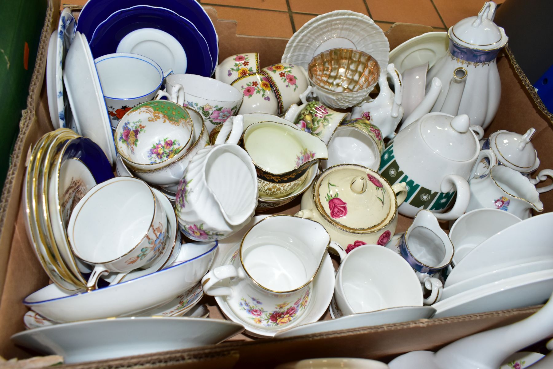 FOUR BOXES OF ASSORTED TEA AND DINNERWARES to include James Kent Ltd Old Foley Chintzware, - Image 10 of 11