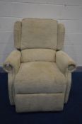 A BEIGE ELECTRIC RISE AND RECLINE ARMCHAIR (PAT pass and working) (condition - needs cleaning in