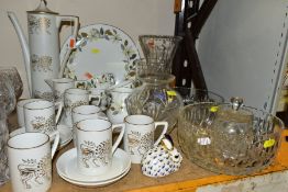 PORTMEIRION AND WEDGWOOD PART COFFEE AND TEA SETS, ROYAL CROWN DERBY PAPERWEIGHT AND SIX PIECES OF