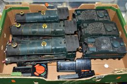 THREE UNBOXED LIONEL G GAUGE LOCOMOTIVES AND TENDERS, all are from the Harry Potter Hogwarts Express