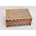 A LATE 19TH CENTURY/EARLY 20TH CENTURY ANGLO - INDIAN INLAID HARDWOOD RECTANGULAR WORK/DRESSING BOX,