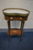 A LOUIS XV STYLE KIDNEY LAMP TABLE, with a brass gallery and marble top, width 46cm x depth 32cm x