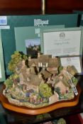 A BOXED LIMITED EDITION LILLIPUT LANE SCULPTURE, Chipping Coombe 779 No 1543/3000, with deeds,