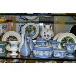 A COLLECTION OF 20TH CENTURY WEDGWOOD BONE CHINA AND JASPERWARE, including a 'Cuckoo' pattern twin