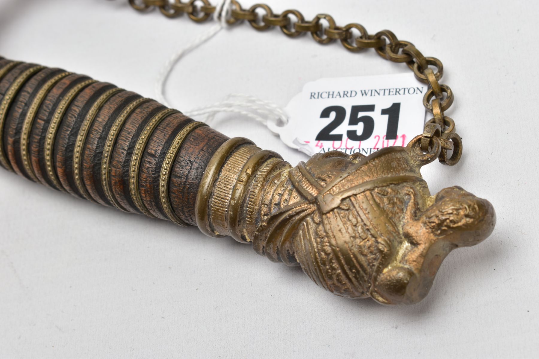 AN ANTIQUE KNIGHTS OF PYTHIAS CEREMONIAL MASONIC SWORD, US made by 'Pittsburgh Uniform & Cap Co. - Image 3 of 22