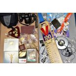 A BOX OF SPORTING MEMORABLIA, TECHNOLOGY, COLLECTABLES, etc including a Slazenger V100 cricket bat