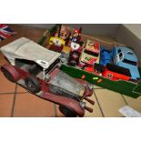 A QUANTITY OF ASSORTED DIECAST AND OTHER VEHICLES, to include large scale battery operated Corgi