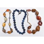 A LAPIS LAZULI BEAD NECKLACE AND TWO AGATE BEAD NECKLACES, the lapis lazuli bead necklace comprising