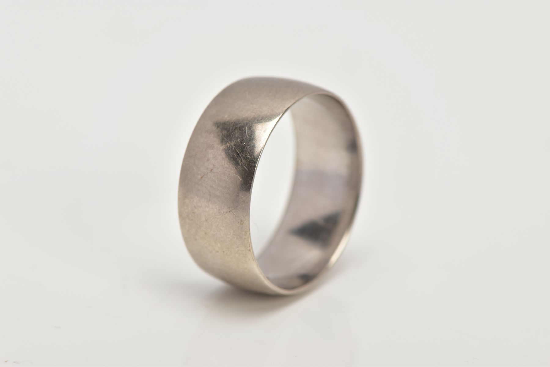 AN 18CT WHITE GOLD WIDE WEDDING BAND, of a plain polished design, approximate width 2.4mm, - Image 3 of 3