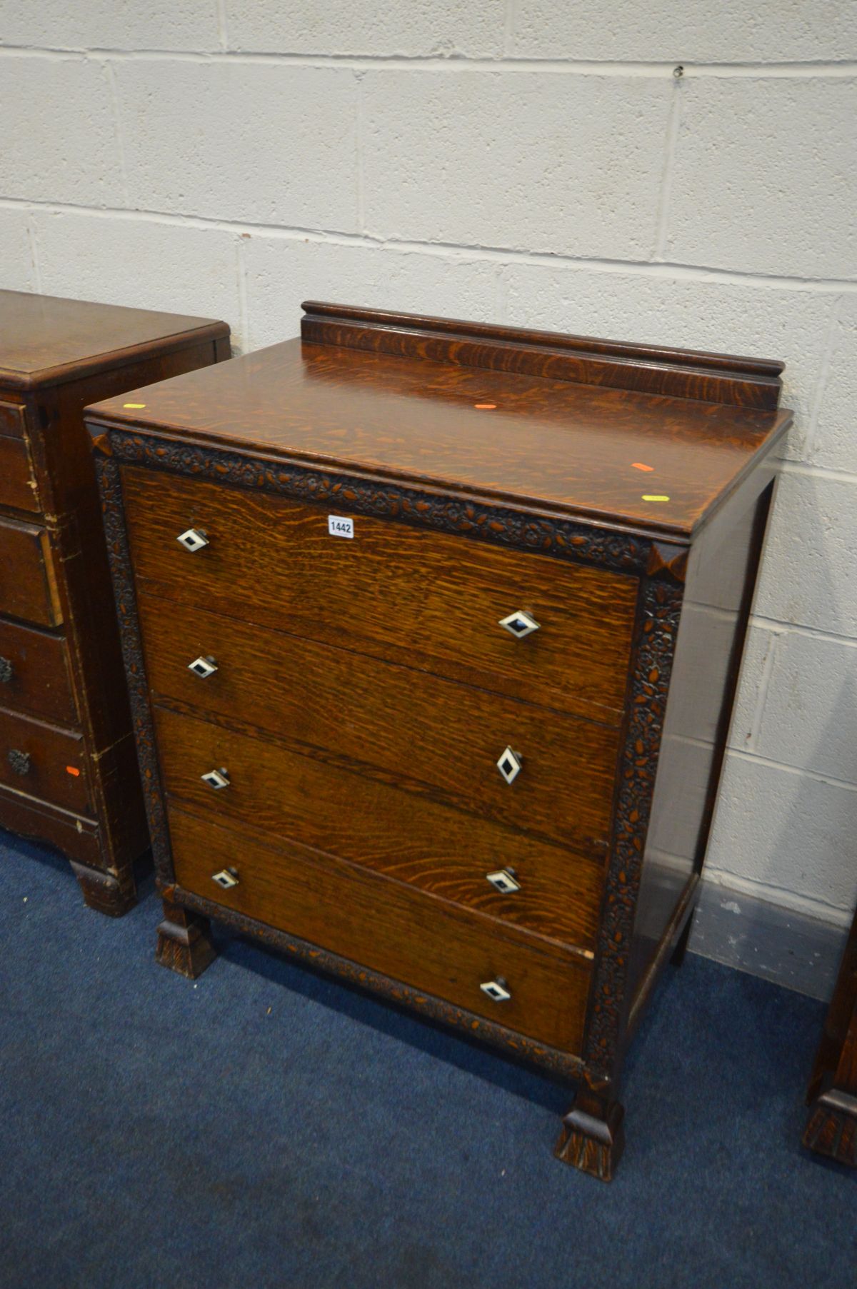 AN 1940'S OAK TWO PIECE BEDROOM SUITE, comprising a chest of four long drawers, width 76cm x depth - Image 3 of 4