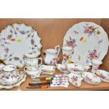 THIRTY FIVE PIECES OF ROYAL CROWN DERBY TEA AND GIFTWARES, IN 'DERBY POSIES' AND 'ROYAL