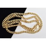 A 9CT GOLD CURB LINK CHAIN, fitted with a lobster claw clasp, hallmarked 9ct gold London import,