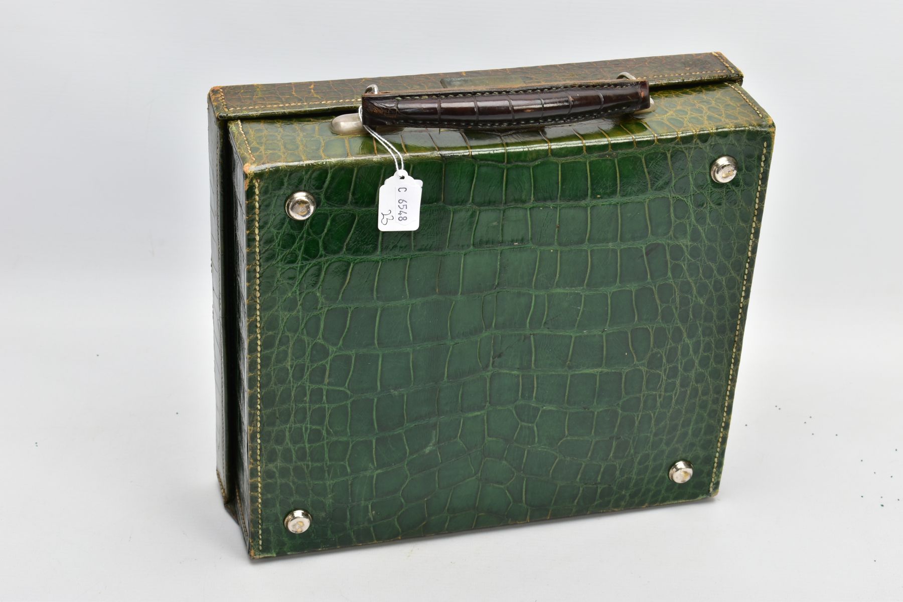 A LEATHER CASE WITH JEWELLERY, green crocodile skin case, with contents to include a gilt silver - Image 9 of 11