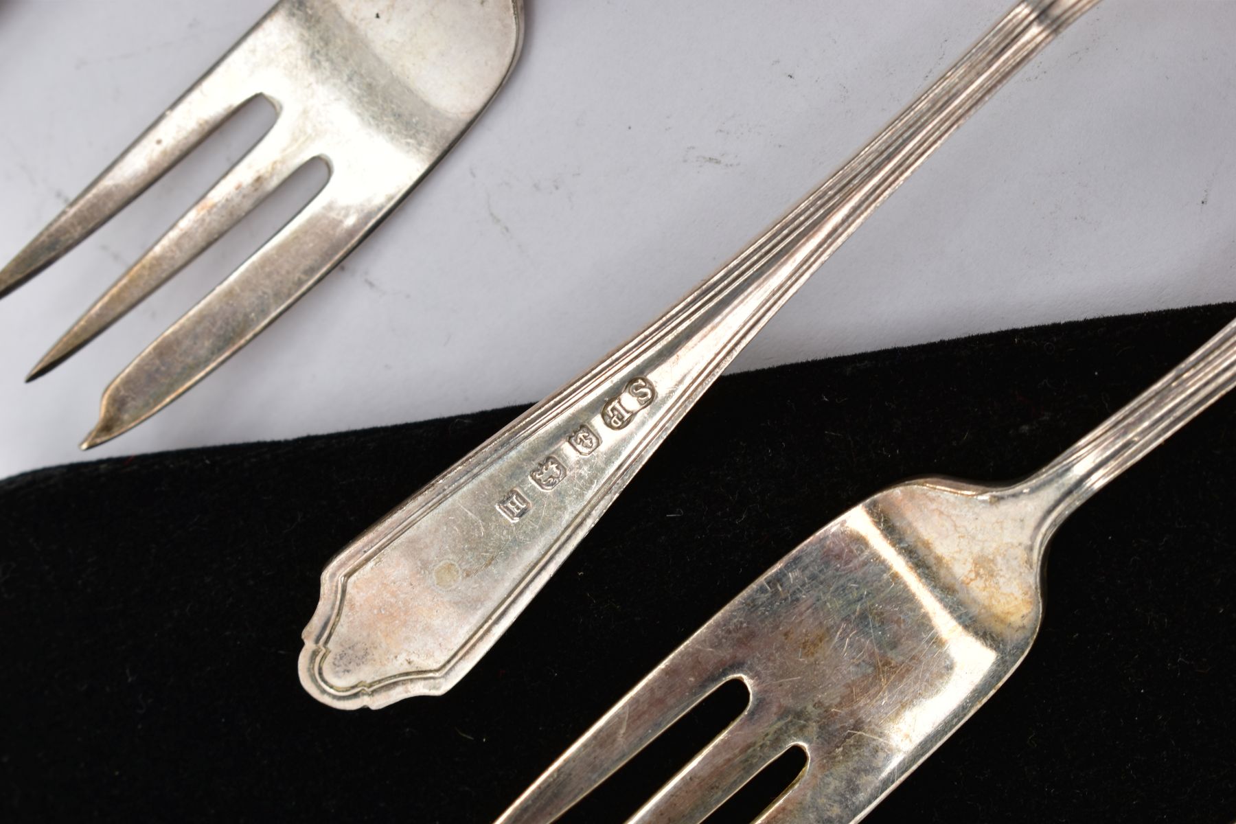 SIX SILVER CAKE FORKS, flower decoration to the handle, each hallmarked 'William Suckling Ltd' - Image 2 of 2