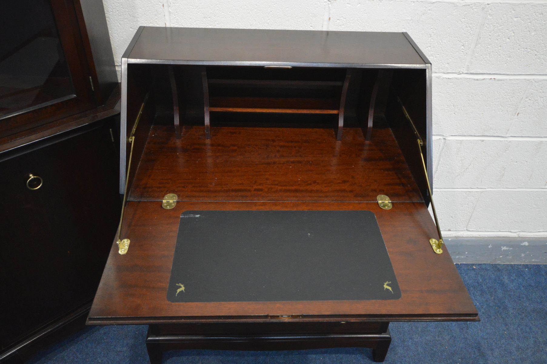 A STAG MINSTREL BUREAU (key) width 75cm x depth 44cm x height 98cm, and a matching corner - Image 2 of 2