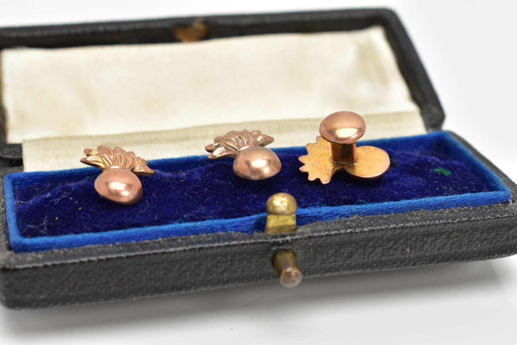 THREE ROSE GOLD COLLAR STUDS AND TWO PEARL STUDS, the three of a ball and flame design, two - Image 3 of 5