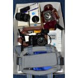 A BOX OF CAMERAS AND PHOTOGRAPHIC EQUIPMENT, to include a 'Telesmoke' Chimney Sighting device by