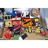 A QUANTITY OF UNBOXED AND ASSORTED SCALEXTRIC VEHICLES AND ACCESSORIES, to include 2 Leyland T45