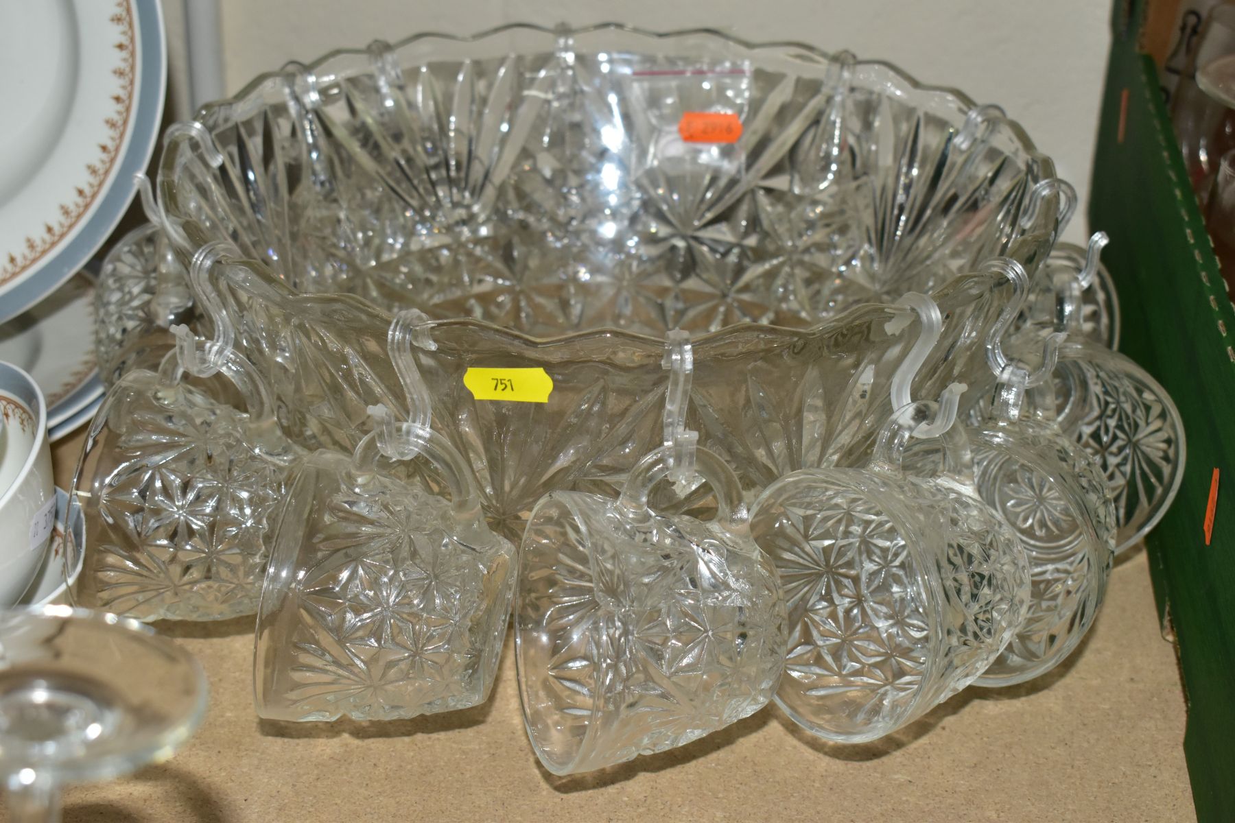 FOUR BOXES AND LOOSE GLASS AND CERAMIC WARES, to include vintage gilt banded drinking glasses, - Image 5 of 13