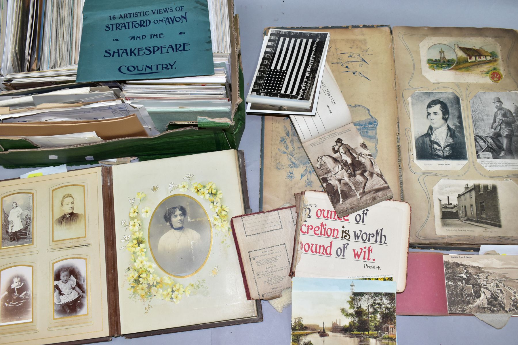 EPHEMERA, a collection of postcards in one album and one box, the album featuring Edwardian / - Bild 3 aus 13