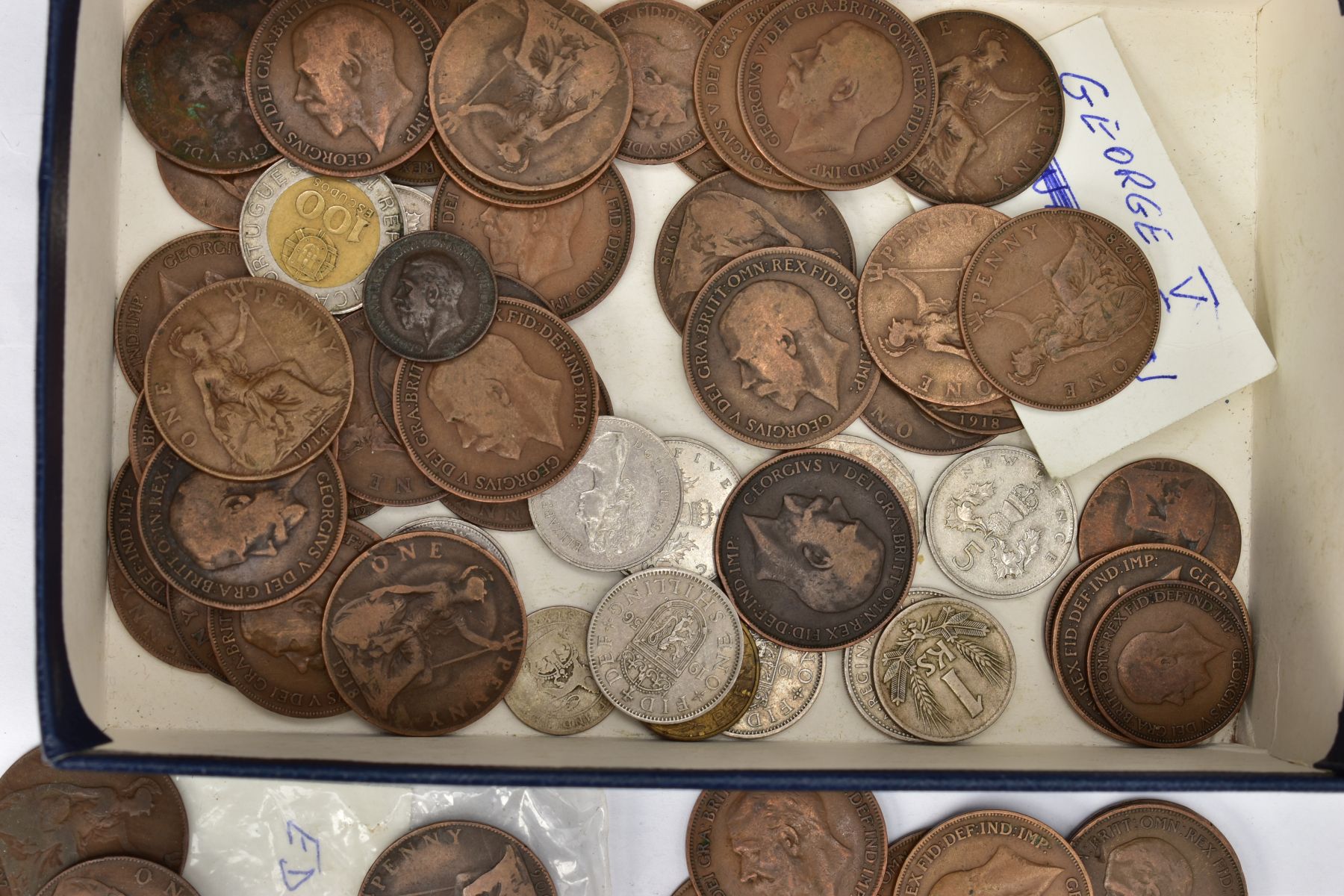 A BOX CONTAINING MOSTLY UK COPPER COINS - Image 3 of 3